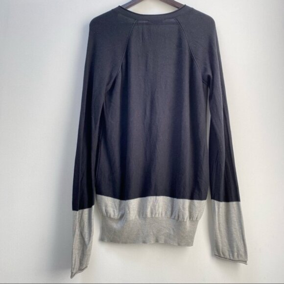 T by Alexander Wang Button Front Sweater Sz Medium - Picture 2 of 9